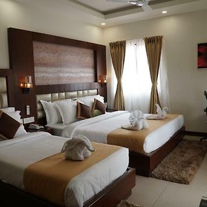 Luxury Triple Room